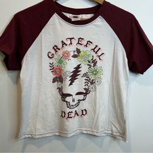 Grateful Dead Raglan Style Short Sleeve Tee Shirt White